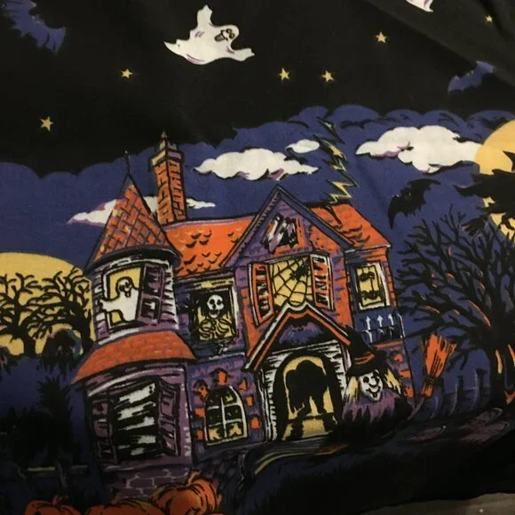 Fabric Halloween Haunted House Oblong Tablecloth 60x80  WTappestryShelf - Picture 4 of 8